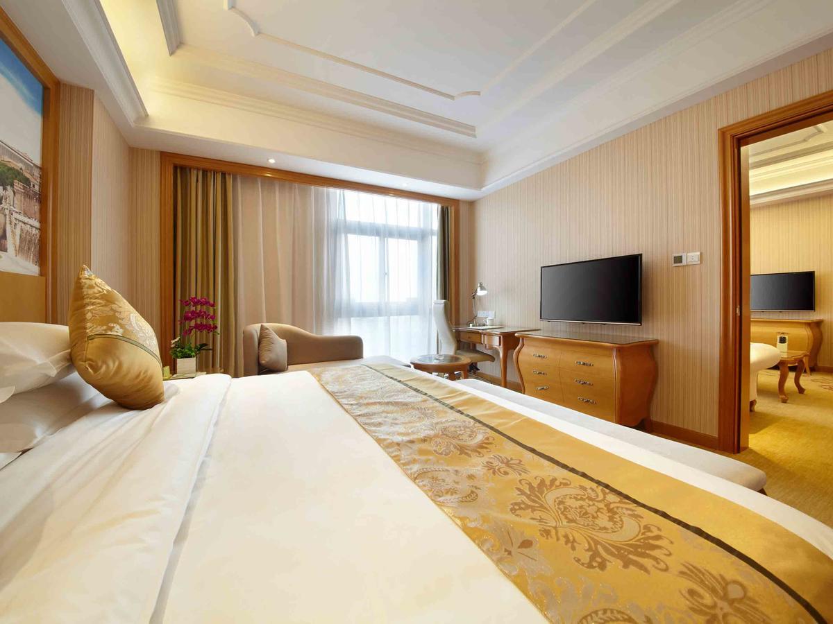 Vienna International Hotel Shanghai Baoshan Pangu Road Dış mekan fotoğraf